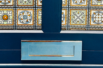 Barron Glass